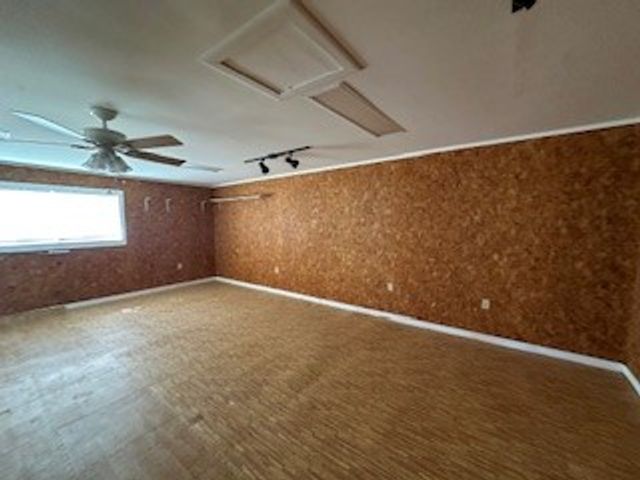 1200 Cliff Drive, Graham, TX 76450