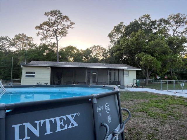 407 POINSETTIA AVENUE, Fruitland Park, FL 34731