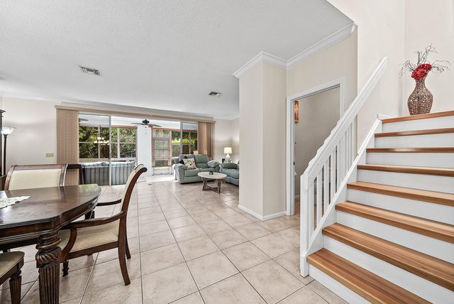 6757 Via Regina, Boca Raton, FL 33433