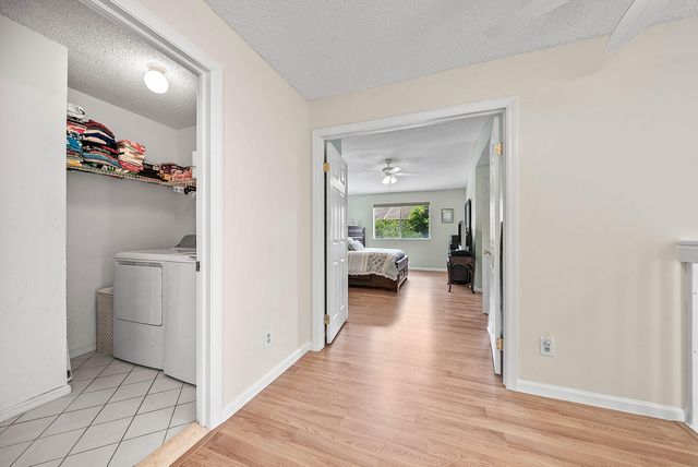6757 Via Regina, Boca Raton, FL 33433