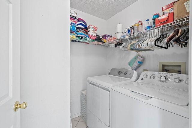 6757 Via Regina, Boca Raton, FL 33433