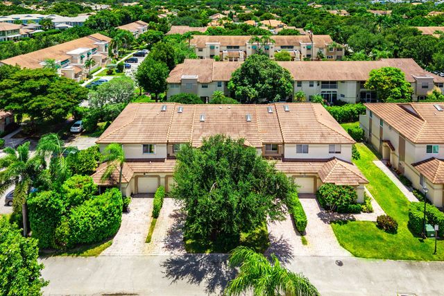 6757 Via Regina, Boca Raton, FL 33433
