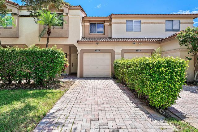6757 Via Regina, Boca Raton, FL 33433