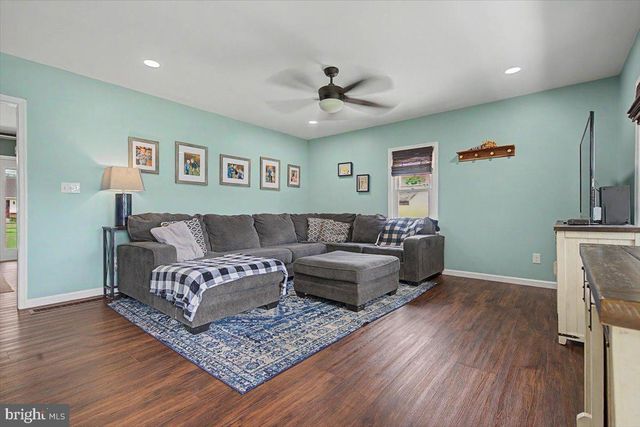 2703 GRUBB RD, Wilmington, DE 19810