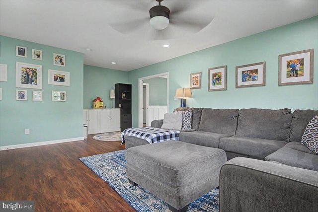 2703 GRUBB RD, Wilmington, DE 19810