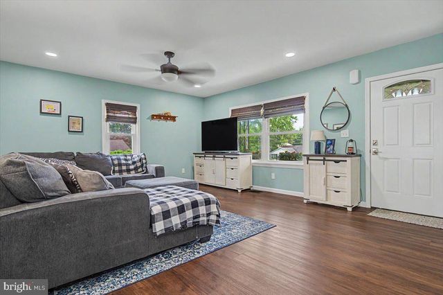 2703 GRUBB RD, Wilmington, DE 19810