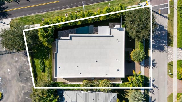 10 Coconut Road, Delray Beach, FL 33444