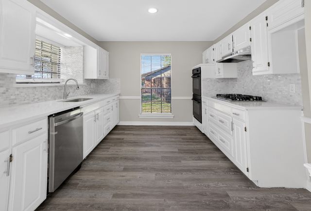 1889 TREE CREST Drive, Lewisville, TX 75077