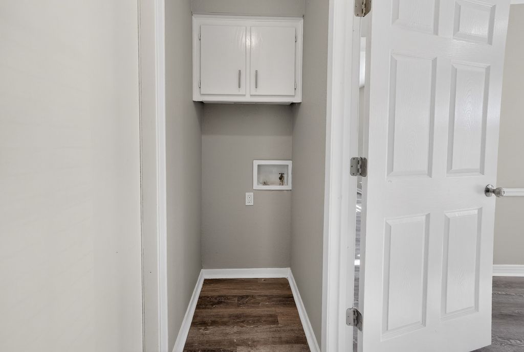 1889 TREE CREST Drive, Lewisville, TX 75077