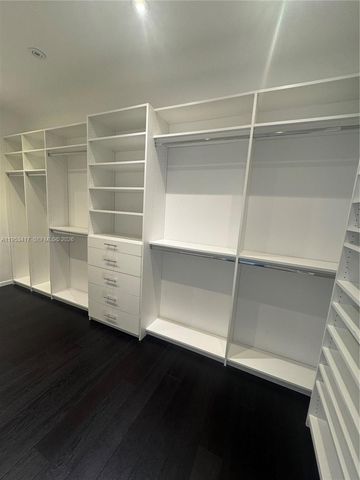 6900 Barquera Street, Coral Gables, FL 33146