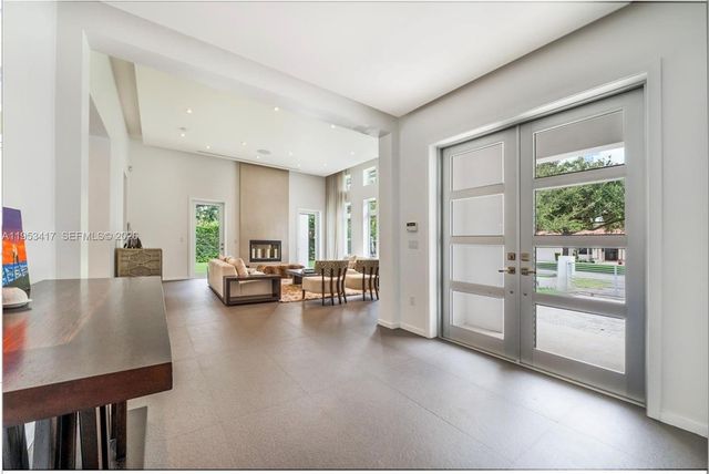 6900 Barquera Street, Coral Gables, FL 33146