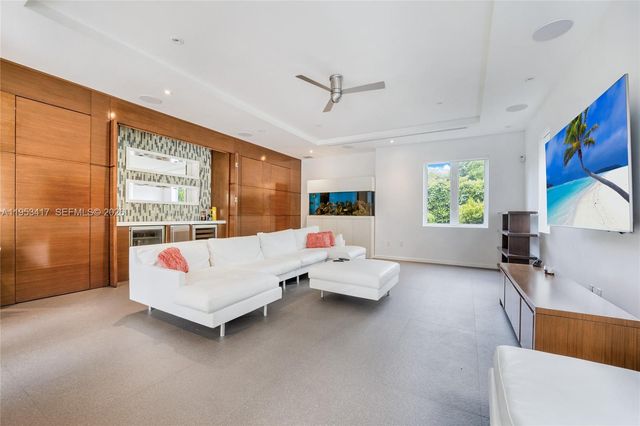 6900 Barquera Street, Coral Gables, FL 33146