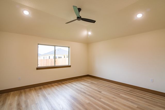 13561 Bonanza Circle, Cresson, TX 76035