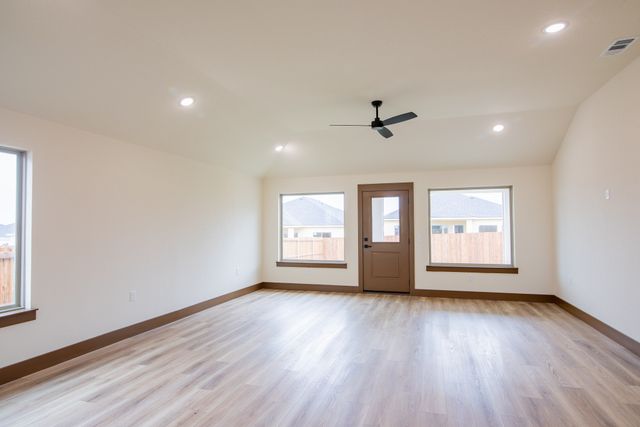 13561 Bonanza Circle, Cresson, TX 76035