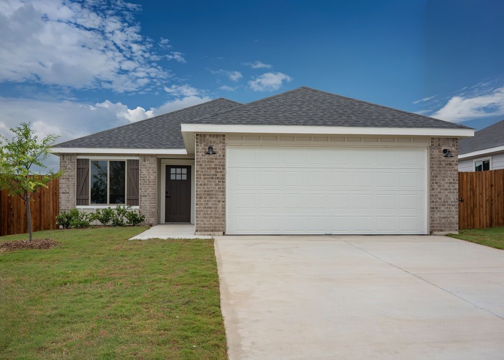 13561 Bonanza Circle, Cresson, TX 76035