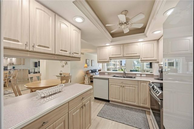 1150 TARPON CENTER DRIVE 208, Venice, FL 34285