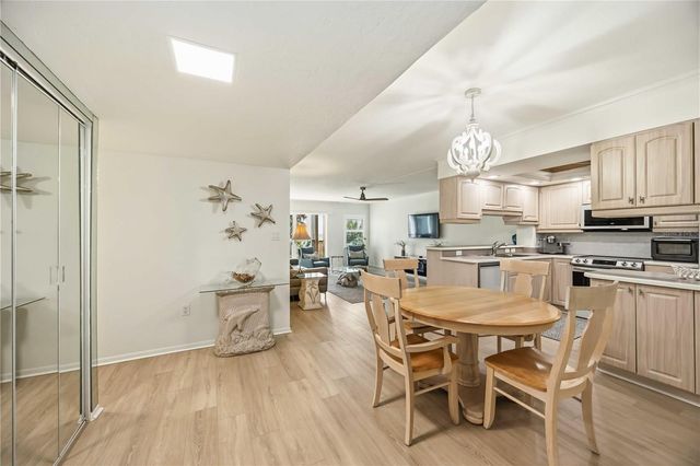 1150 TARPON CENTER DRIVE 208, Venice, FL 34285
