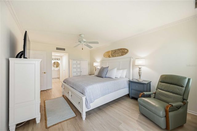 1150 TARPON CENTER DRIVE 208, Venice, FL 34285