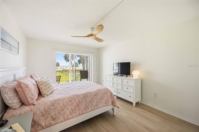 1150 TARPON CENTER DRIVE 208, Venice, FL 34285