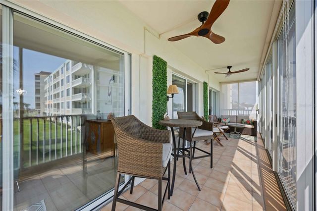 1150 TARPON CENTER DRIVE 208, Venice, FL 34285