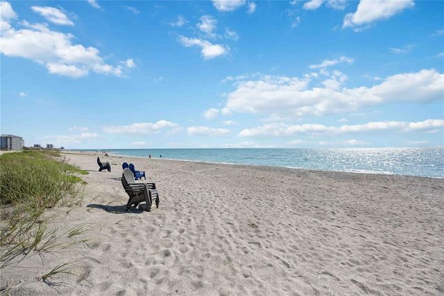 1150 TARPON CENTER DRIVE 208, Venice, FL 34285