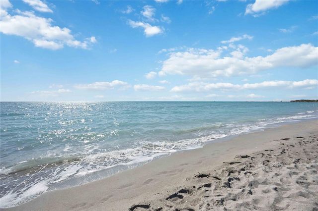 1150 TARPON CENTER DRIVE 208, Venice, FL 34285