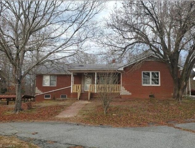 2060 Coltrane Mill Road, Randleman, NC 27317