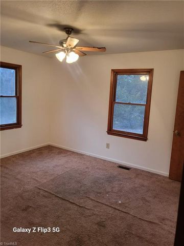 2060 Coltrane Mill Road, Randleman, NC 27317