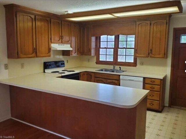 2060 Coltrane Mill Road, Randleman, NC 27317