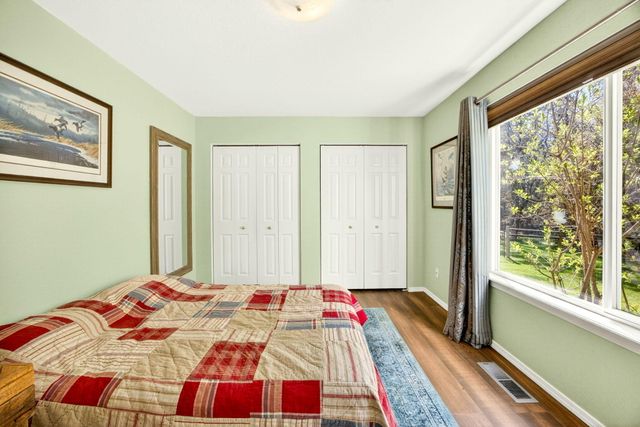 221 Hidden Valley Lane, Rogue River, OR 97537