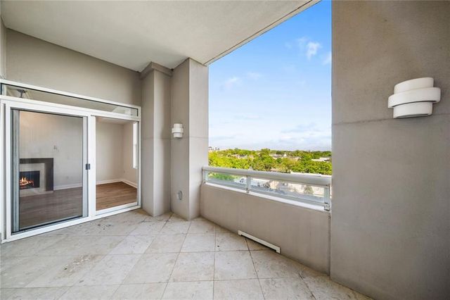 2881 Peachtree Road NE 802, Atlanta, GA 30305