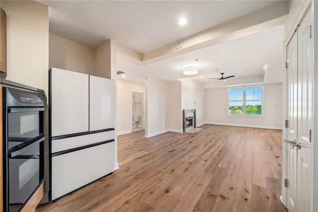 2881 Peachtree Road NE 802, Atlanta, GA 30305