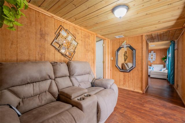 299 Mack Foster Street, Stowell, TX 77661