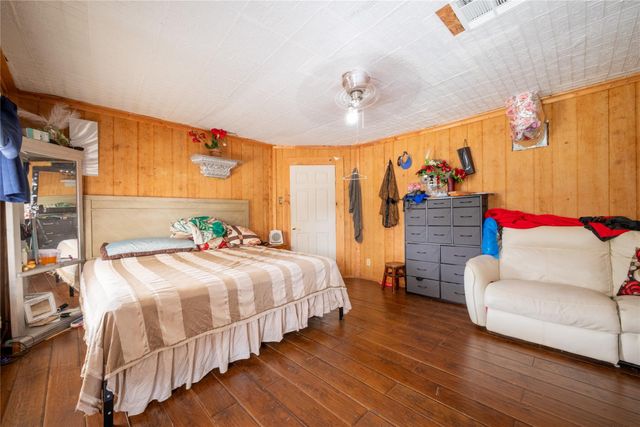 299 Mack Foster Street, Stowell, TX 77661