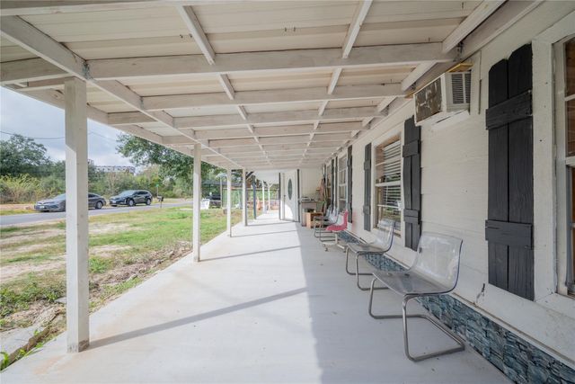 299 Mack Foster Street, Stowell, TX 77661