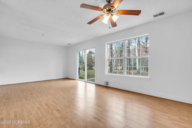 2703 Greenspire Court, Toms River, NJ 08755