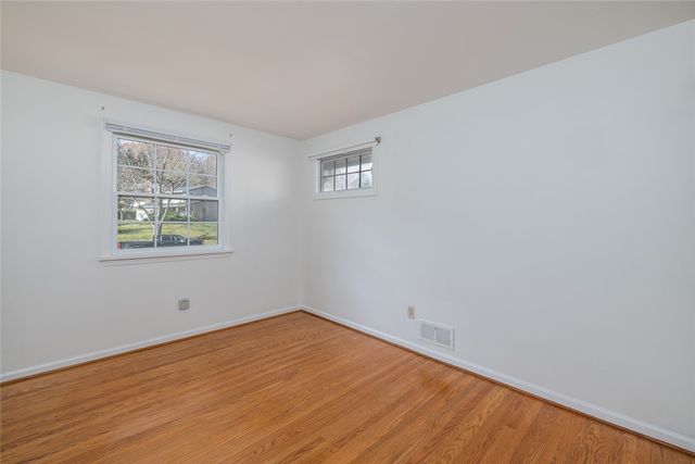 40 Windrush Valley Road, Perinton, NY 14450