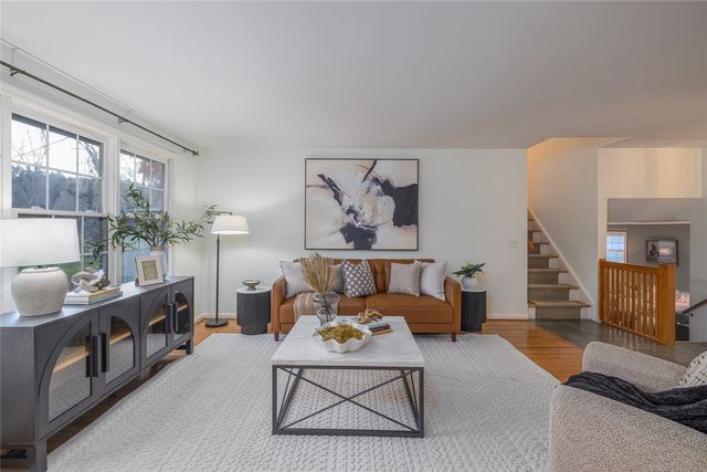 40 Windrush Valley Road, Perinton, NY 14450