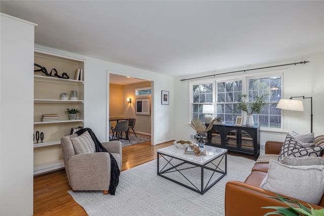 40 Windrush Valley Road, Perinton, NY 14450