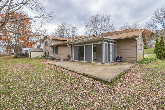 40 Windrush Valley Road, Perinton, NY 14450