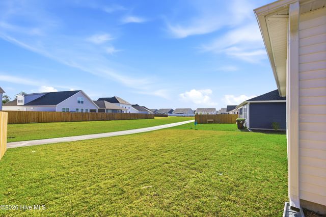 6960 Sasparilla Drive, Leland, NC 28451