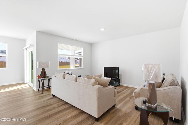 6960 Sasparilla Drive, Leland, NC 28451