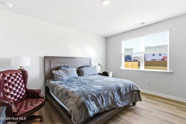 6960 Sasparilla Drive, Leland, NC 28451