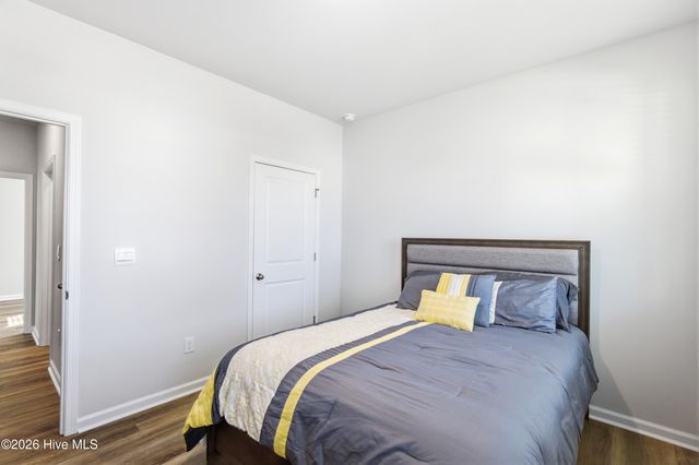 6960 Sasparilla Drive, Leland, NC 28451