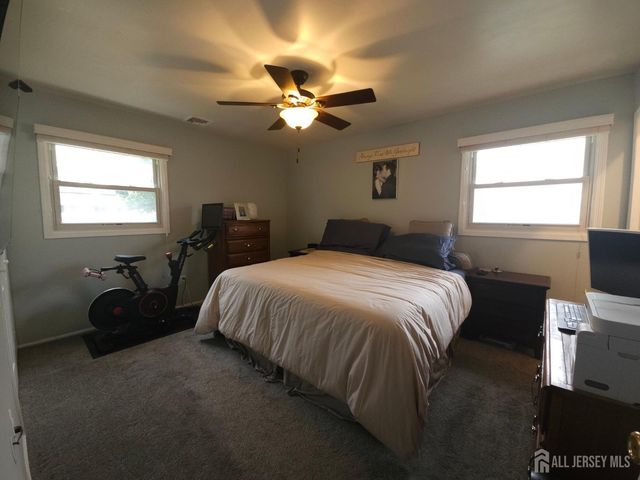 3 Sheffield Avenue, Monroe, NJ 08831
