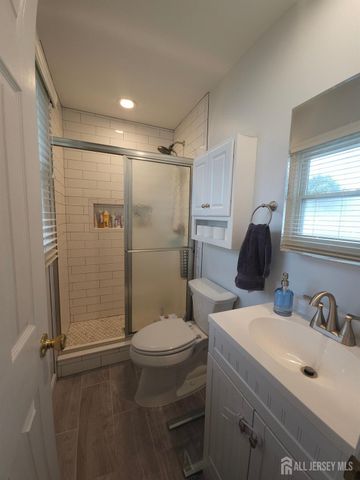 3 Sheffield Avenue, Monroe, NJ 08831
