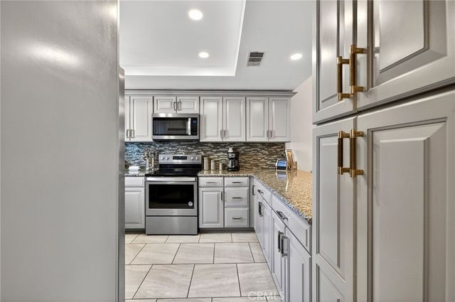 259 Santa Barbara, Palm Desert, CA 92260