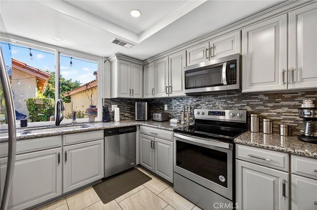 259 Santa Barbara, Palm Desert, CA 92260