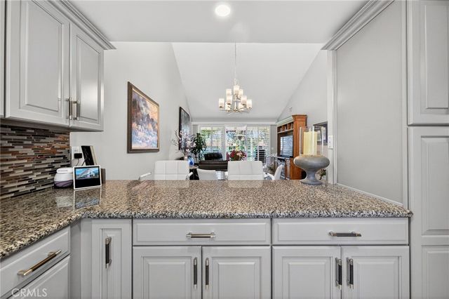 259 Santa Barbara, Palm Desert, CA 92260