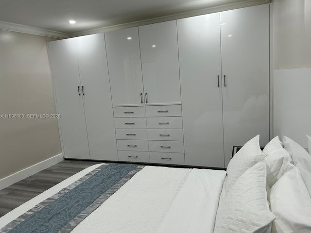 9922 SW 2nd St A, Miami, FL 33174